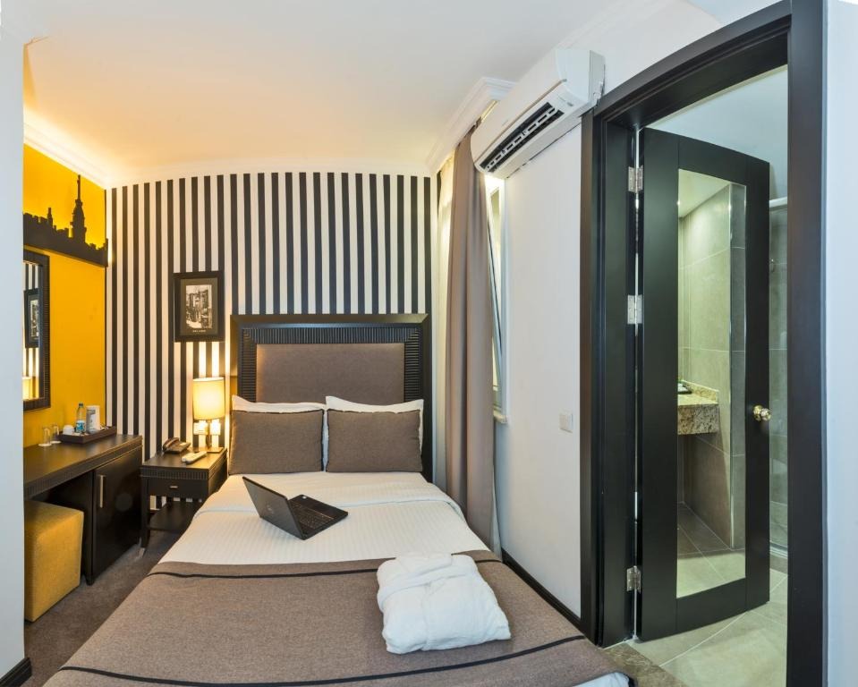 هتل آوانتگارد